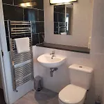 3 Laurel Court Nyaraló *
